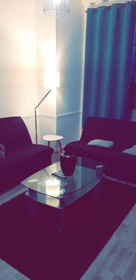 אבלון Appartement 48M2 Pour 6 Personnes Au Centre Ville Historique Avec Parking Gratuit Et Une Borne De Recharge Pour Voiture A 10 Metres מראה חיצוני תמונה